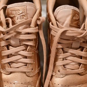 WMNS AIR JORDAN 1 RE LOW liftd size 7.5 red bronze